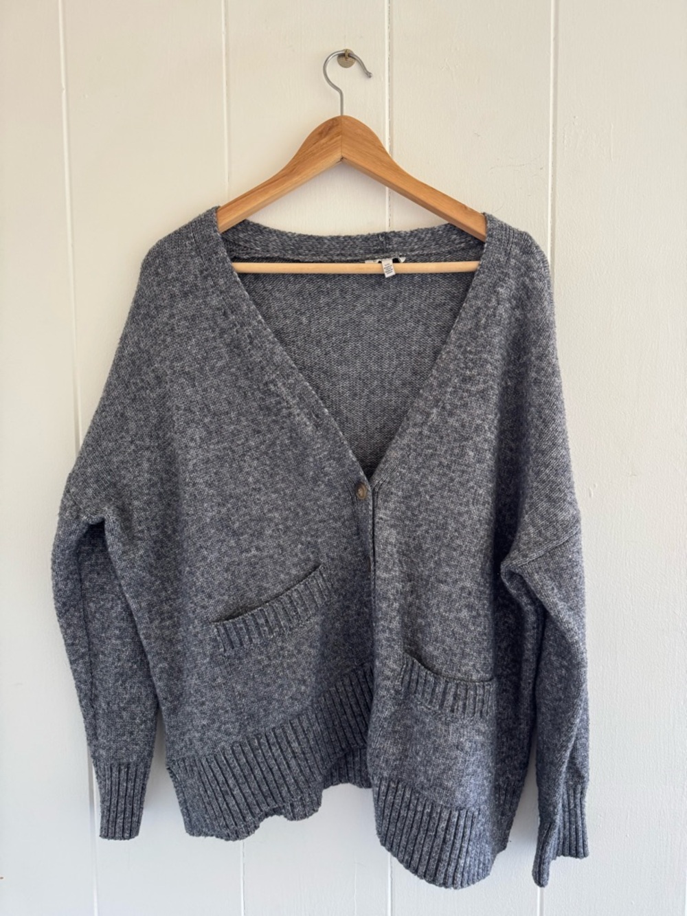 Ella Moss Gray V-Neck Pocket Cardigan